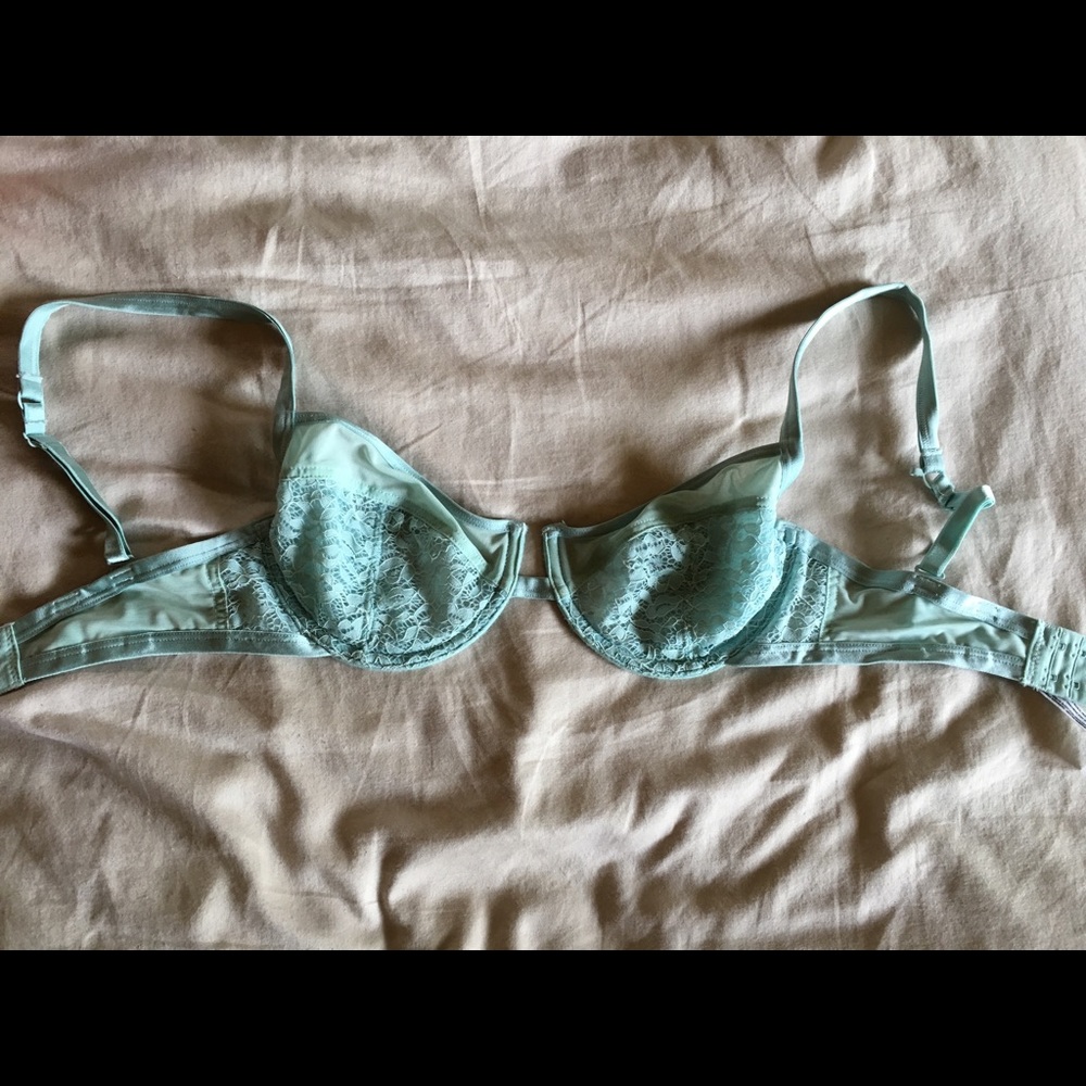 Vintage styled Free People balconette bra 🦋